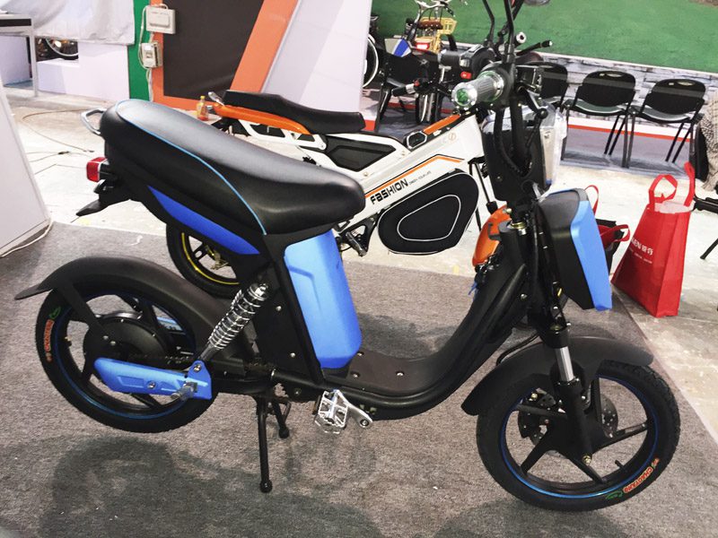 Electric Bike Modern Knight 2016_SY-LXQS(HKS)_119th_Canton_Fair Booth