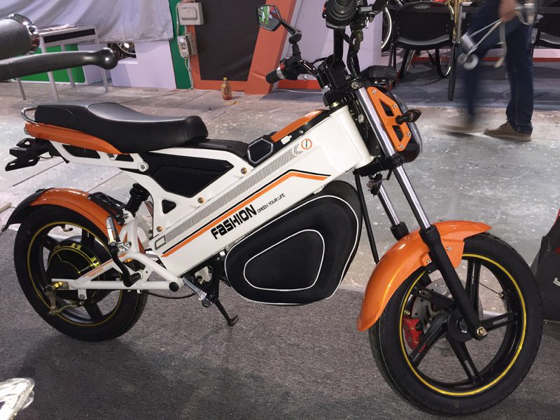 Electric Scooter Swordsman 2017_SY-DLS_119th_Canton_Fair Booth
